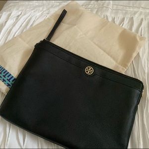 Tory Burch Landon Large wristlet